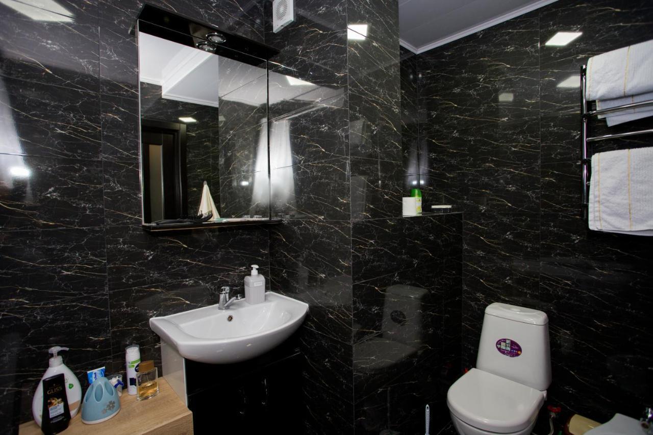 Appartement Apartament Curat Si Confortabil Str. Ismail 86 In Centrul Chisinaului Extérieur photo