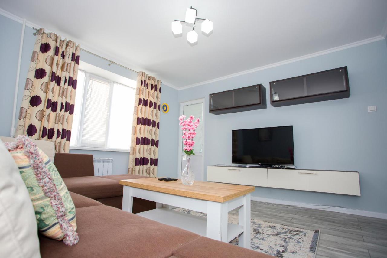 Appartement Apartament Curat Si Confortabil Str. Ismail 86 In Centrul Chisinaului Extérieur photo